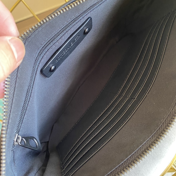 ボッテガヴェネタバッグ角部分ディテール